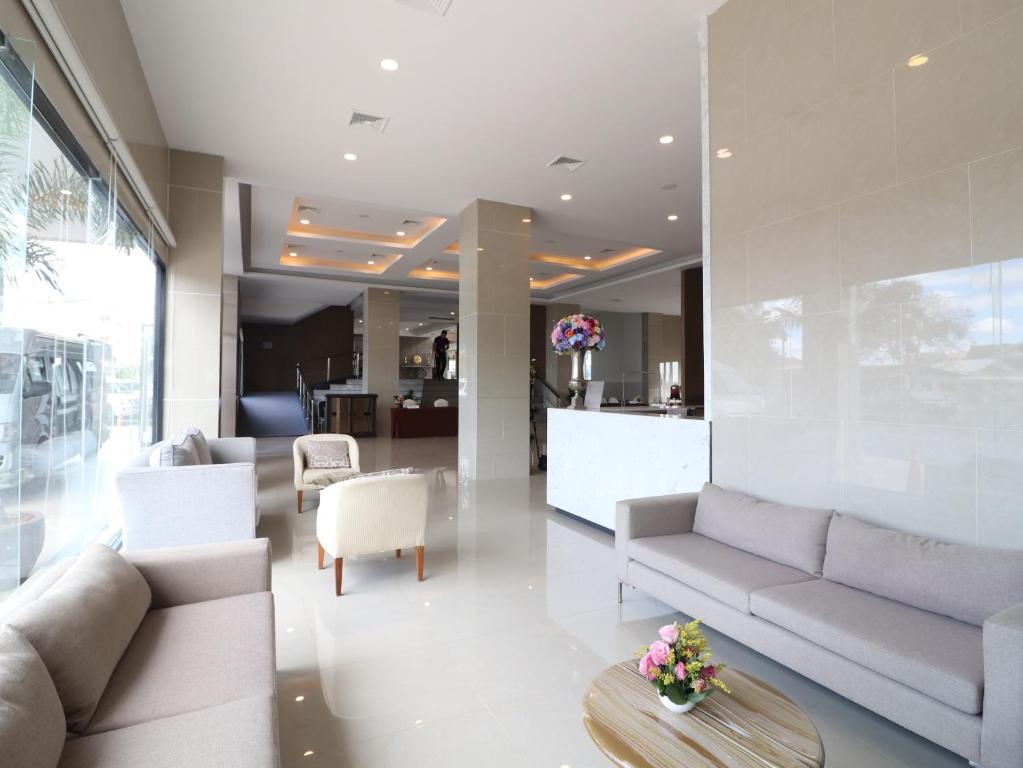 Posezení v ubytování Fortune View Khong Hotel Nakhon Phanom