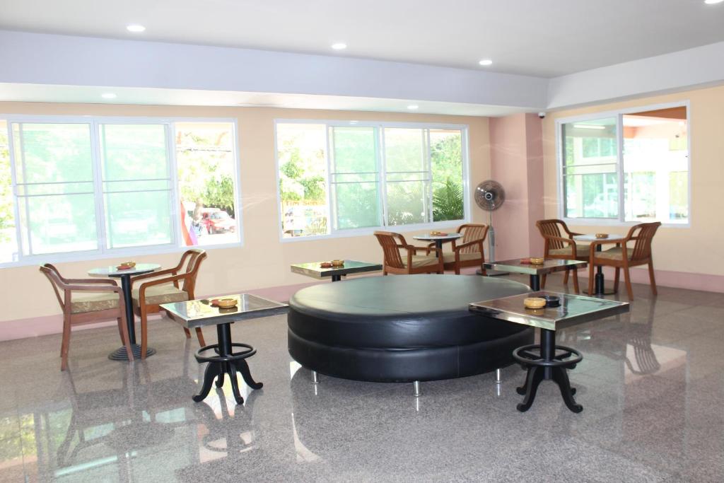 A.A. Pattaya Golden Beach Hotel - Resim 16