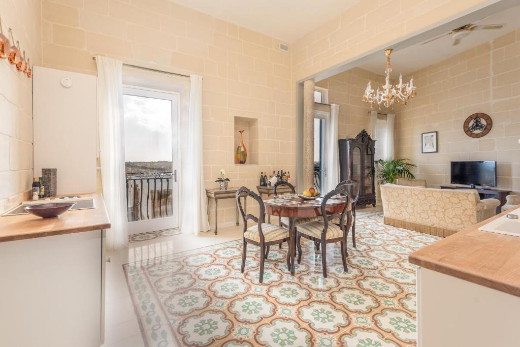 Harbour Heights - 13