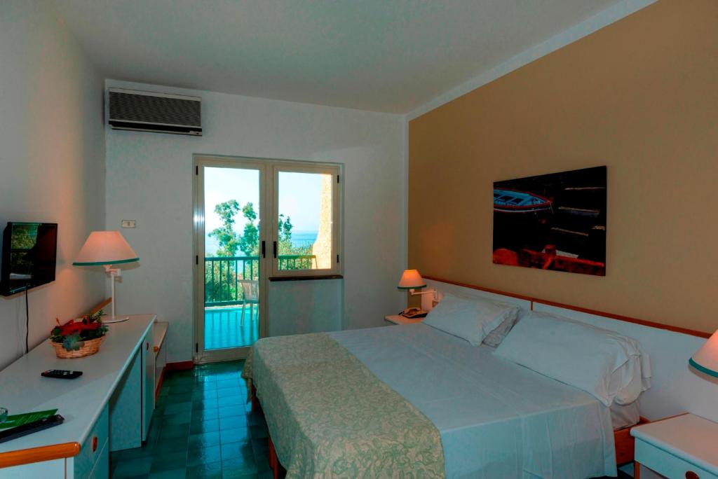 Hotel Torre Normanna - Double Or Twin Room With Terrace