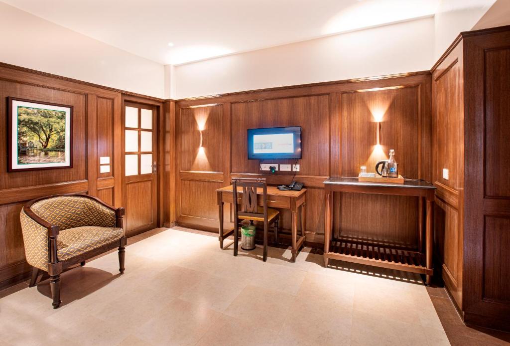 TV a/nebo společenská místnost v ubytování Hotel Raindrops