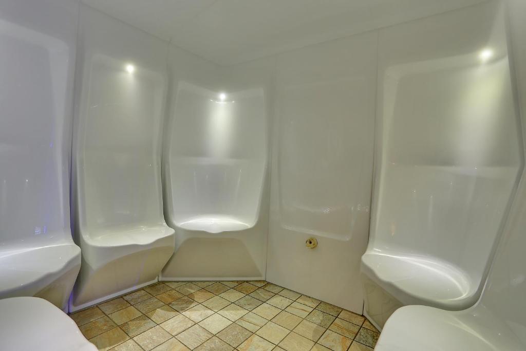 Koupelna v ubytování Active & Wellness Hotel Subterra