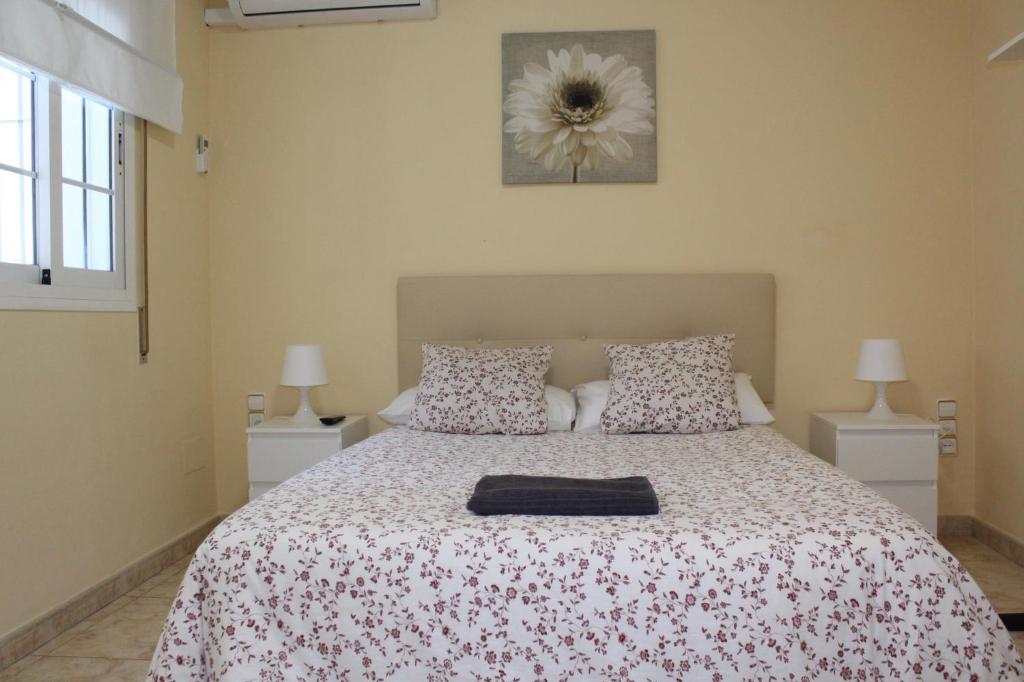Posteľ alebo postele v izbe v ubytovaní Nice and New Studio close to the city center 3ºA
