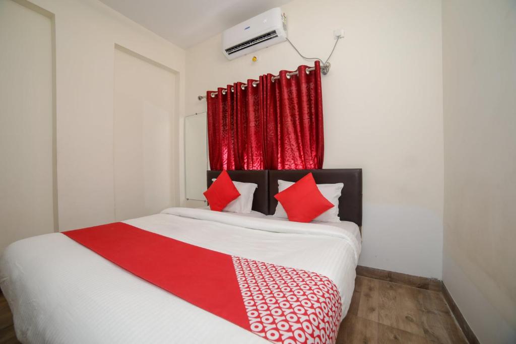 Postel nebo postele na pokoji v ubytování Hotel Shelter