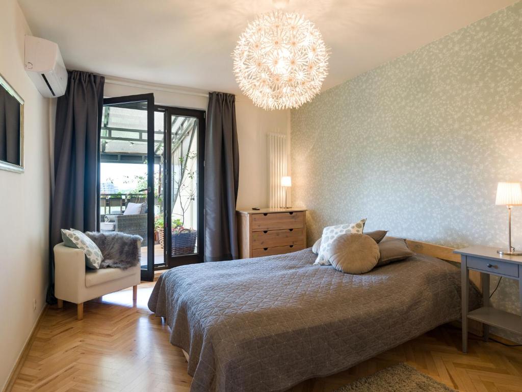 Posteľ alebo postele v izbe v ubytovaní City apartment with superb location