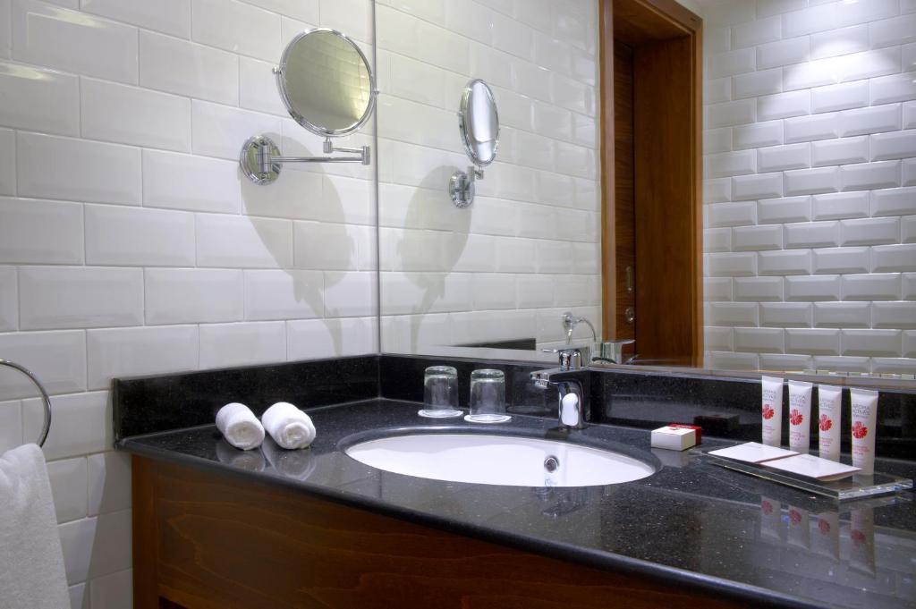 Wyndham Garden Muscat Al Khuwair - King Room - Fumar