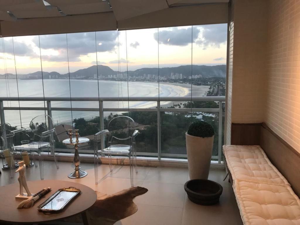  Cobertura Luxo com Vista Praia Enseada
