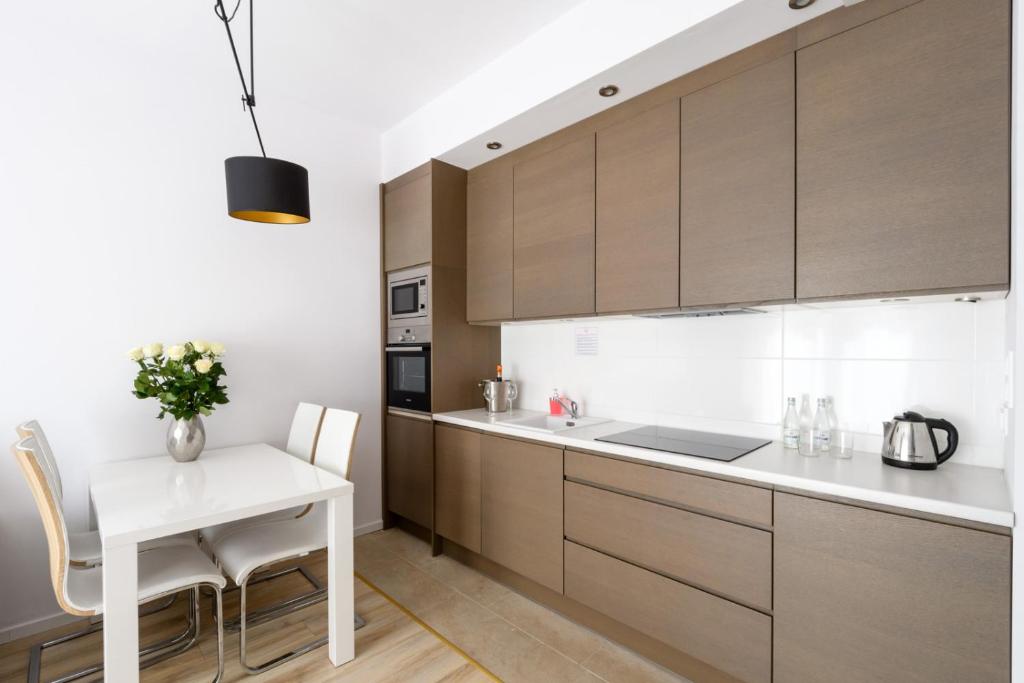 Varsovia Apartamenty Kasprzaka - Resim 44