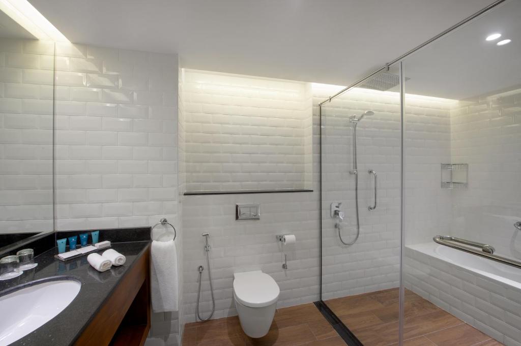 Wyndham Garden Muscat Al Khuwair - Deluxe King Room - Fumar