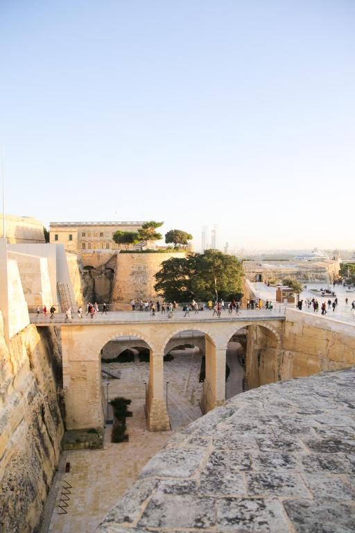 Valletta Triton Apartment - 8