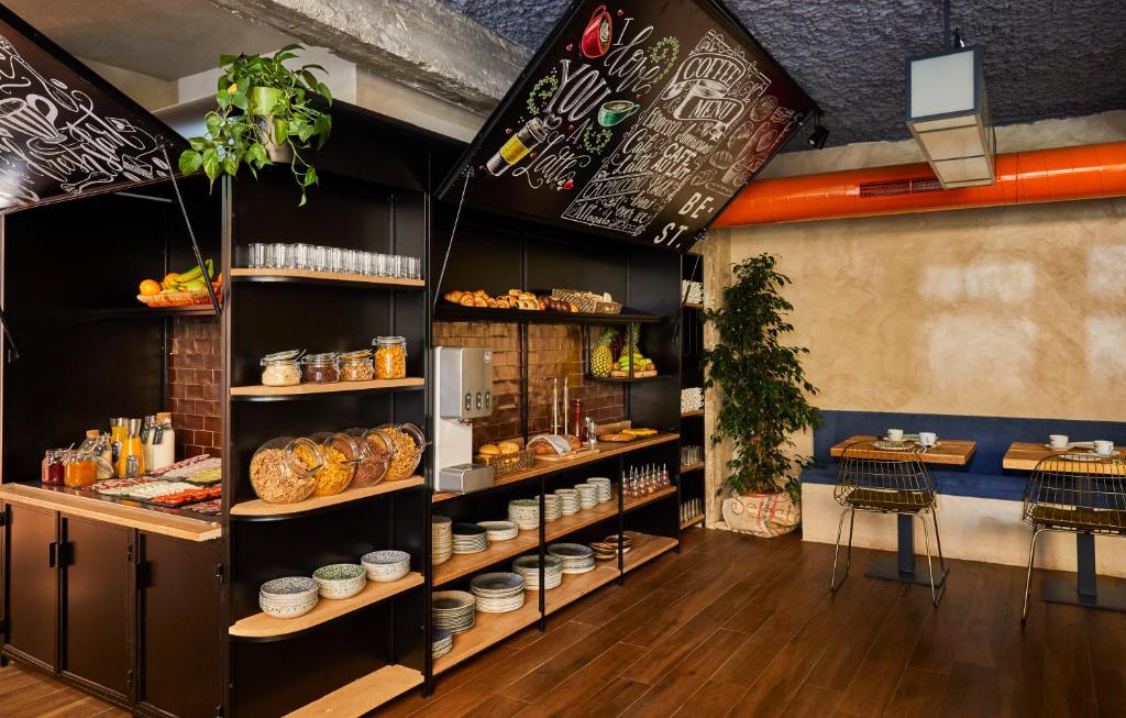 Hotel Indigo Madrid - Princesa by IHG - Resim 16