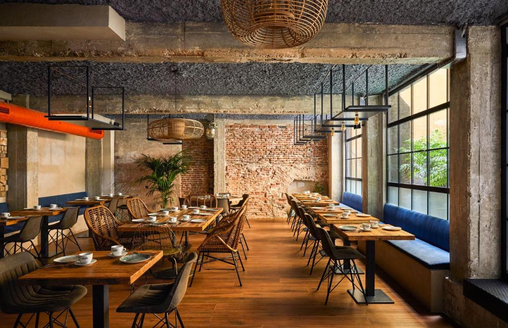 Hotel Indigo Madrid - Princesa by IHG - Resim 7