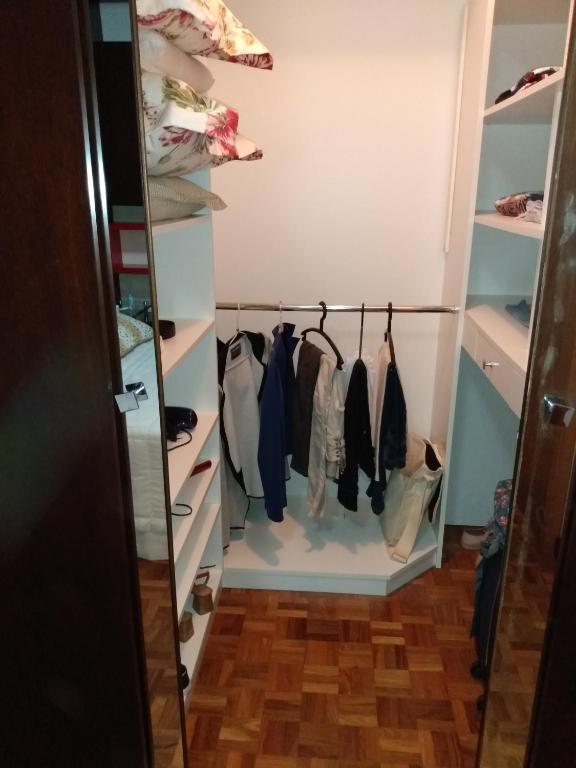  Charmoso apto com vista para o Vale do Quilombo