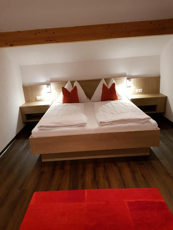 Posteľ alebo postele v izbe v ubytovaní Haus Birnbacher