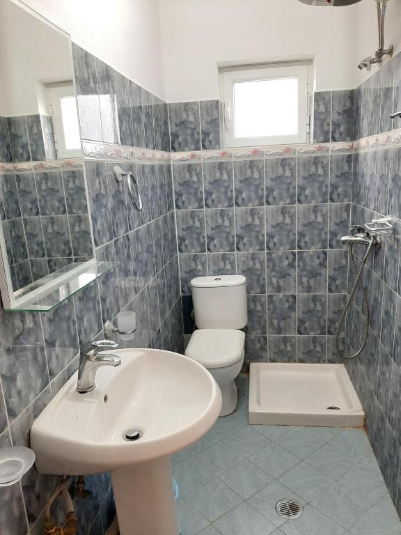 Vaso Apts - Image 8