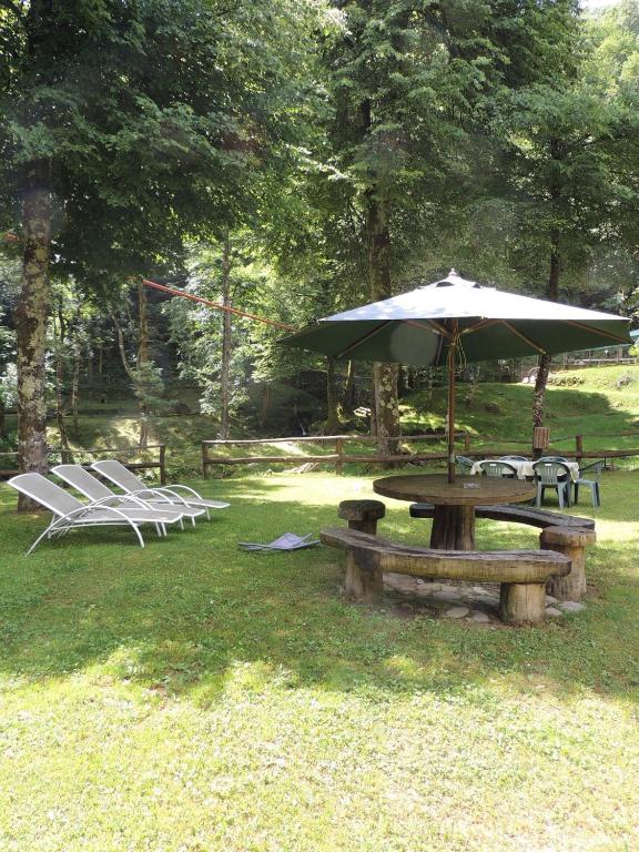 Zahrada ubytování Chalet con Piscina