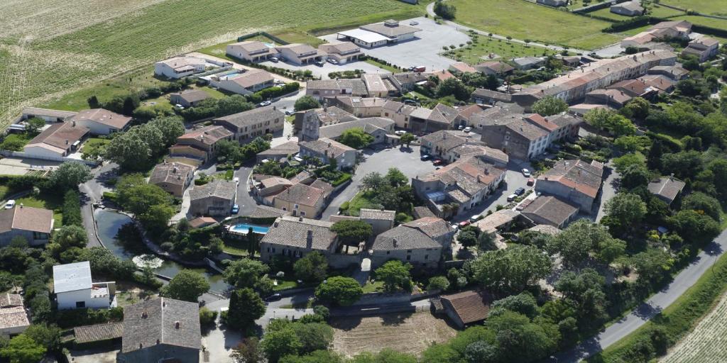 an aerial view of a residential estate at Domaine de la Pendule in Issel