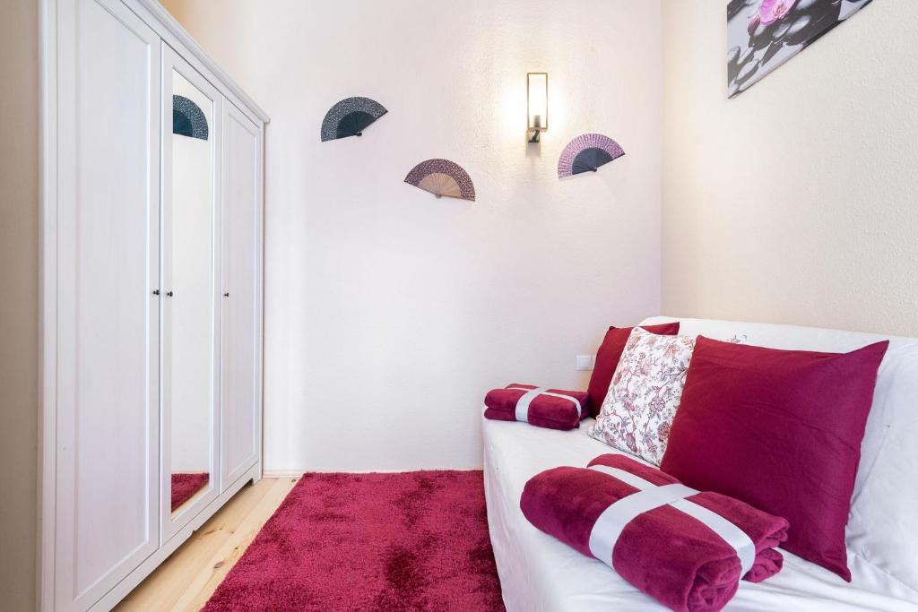 Posteľ alebo postele v izbe v ubytovaní Trendy Grand Boulevard Designer Home