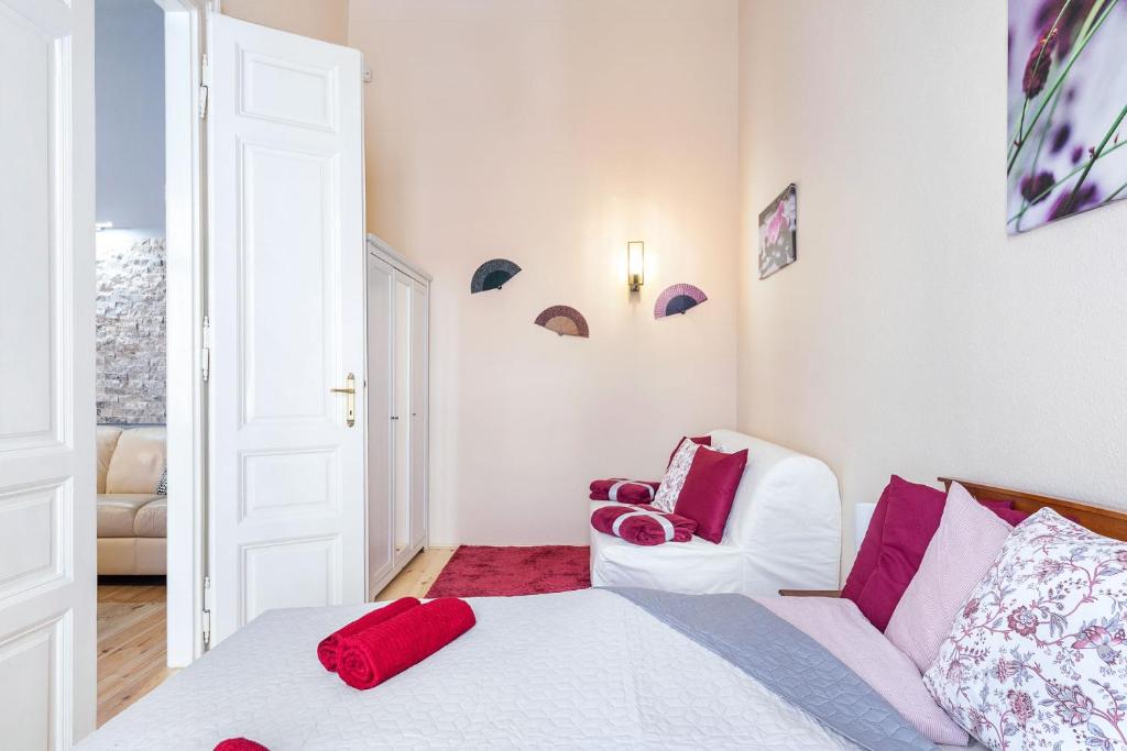 Posteľ alebo postele v izbe v ubytovaní Trendy Grand Boulevard Designer Home