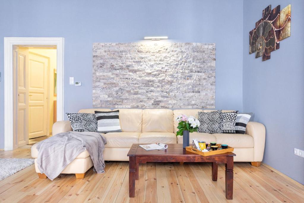 Posedenie v ubytovaní Trendy Grand Boulevard Designer Home