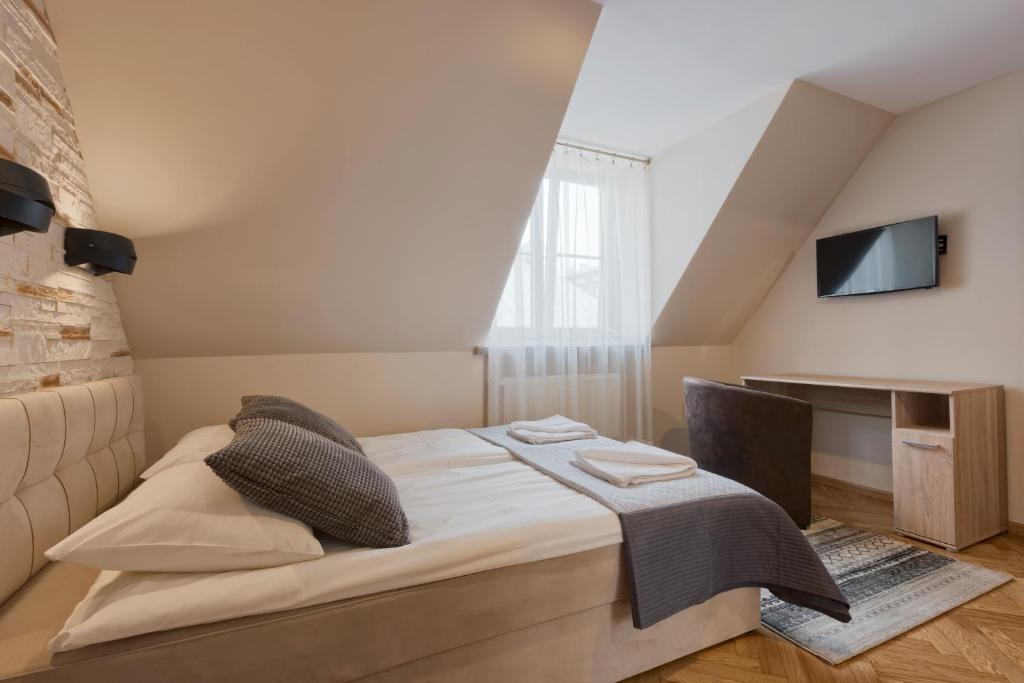 Centre Apartments-Old Town - One-Bedroom Apartment - Tomasza 33 Street