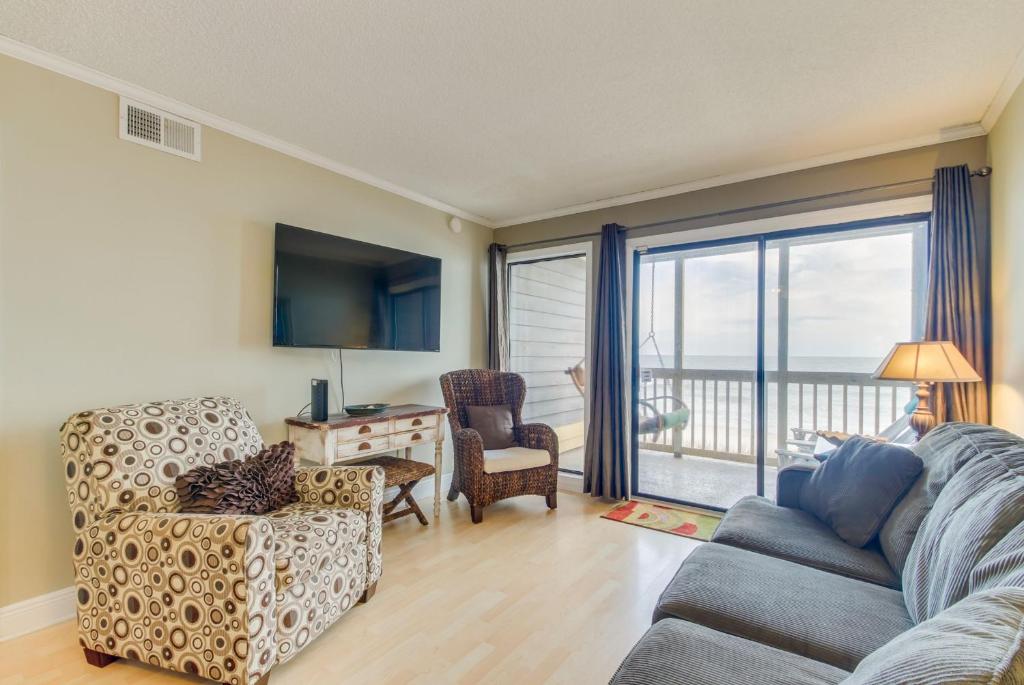 Vacation Home Tilghman Beach & Racquet Club by North Beach Realty