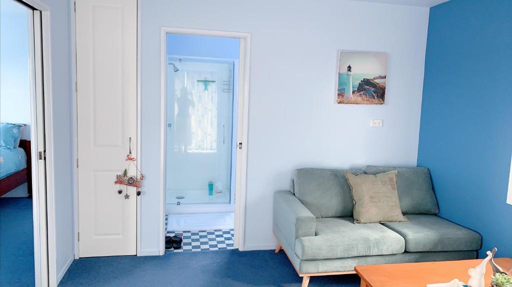 Panoramic View Apartment Without a Kitchen - Resim 12