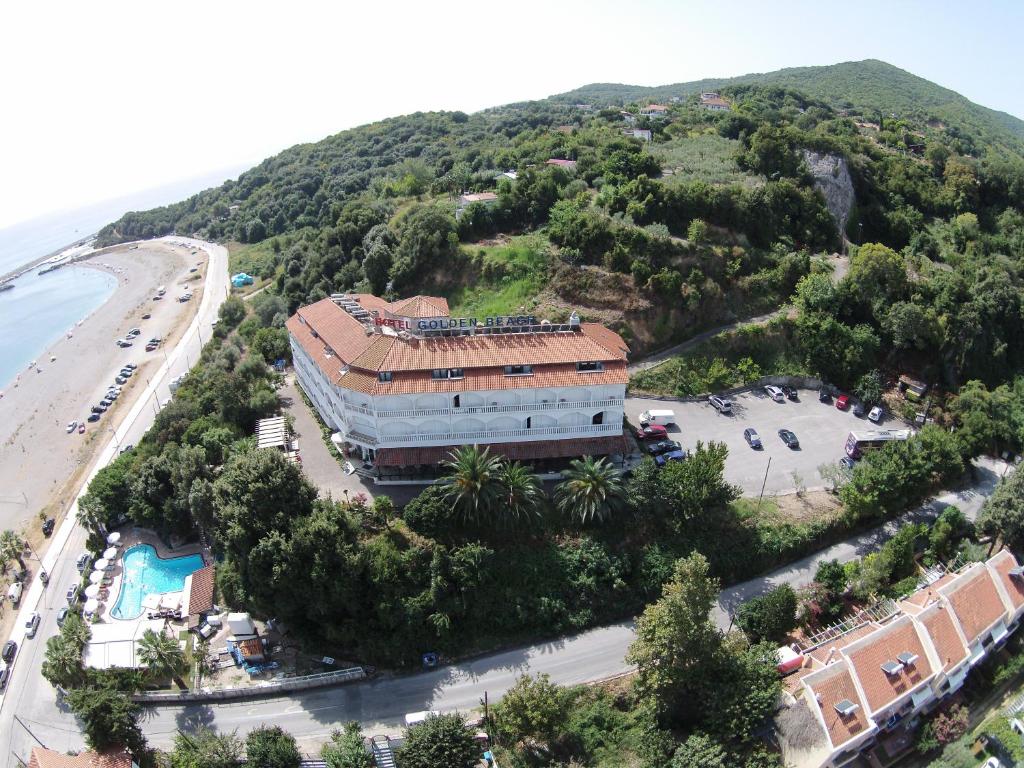 Gallery image of Golden Beach Hotel in Agiokampos