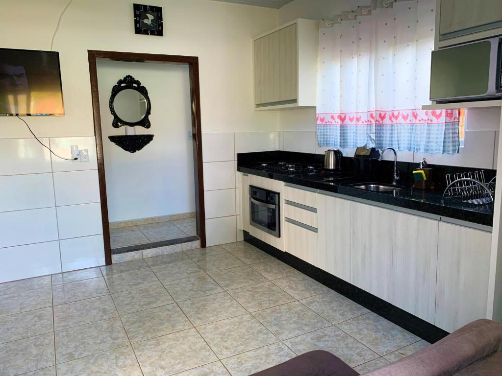  Casa Bombinhas