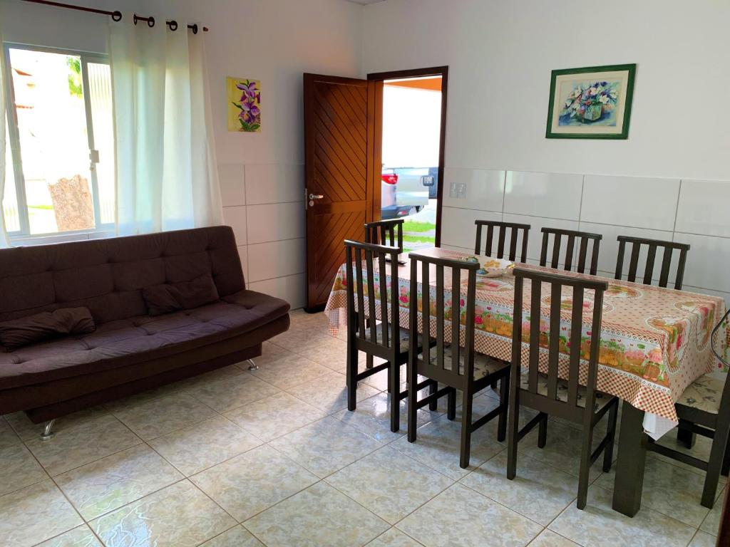  Casa Bombinhas