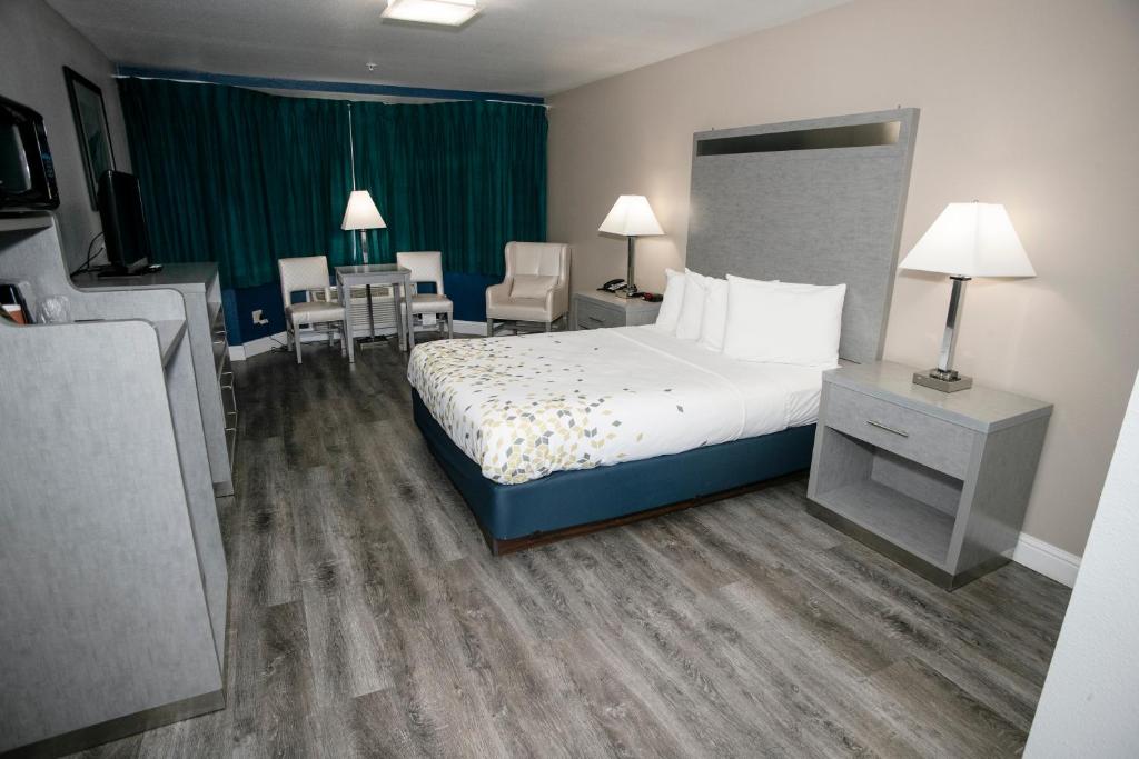 Anchor Beach Inn - Deluxe Zimmer Mit Queensize-Bett