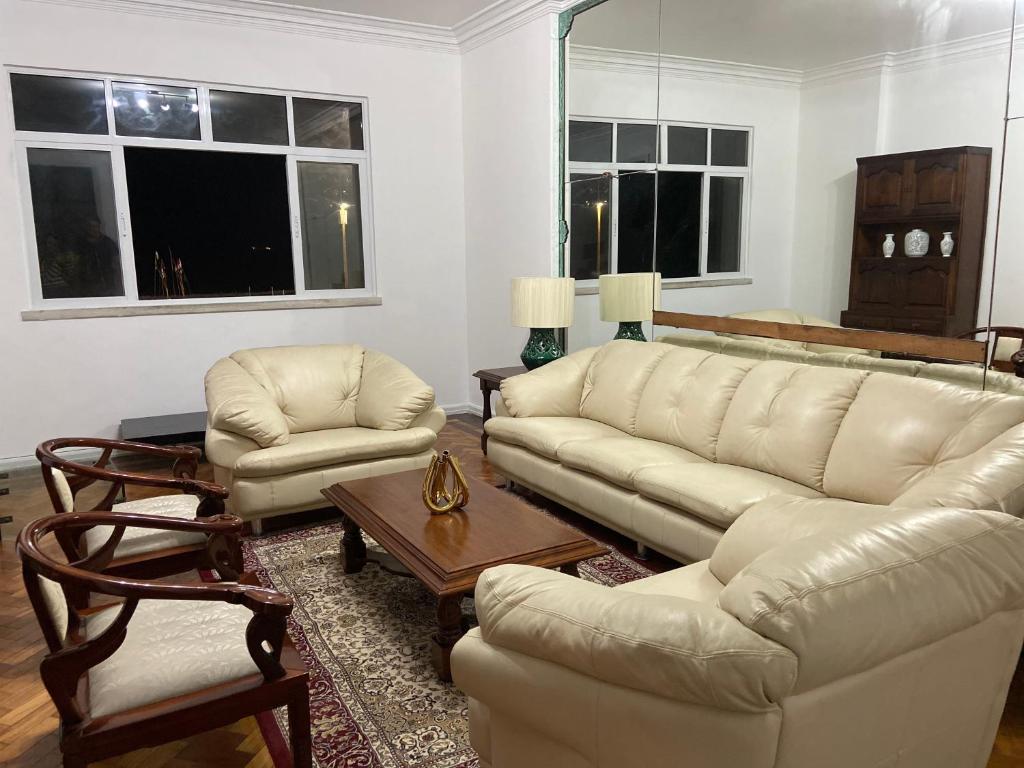  Sobre o mar de Copacabana