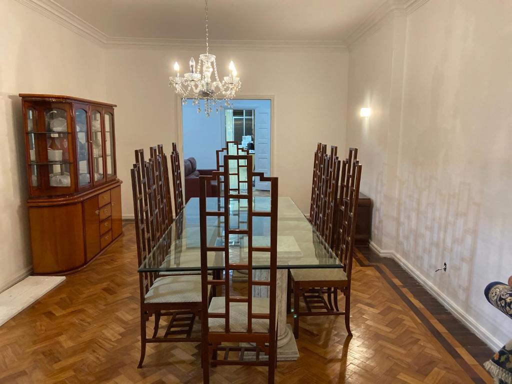  Sobre o mar de Copacabana