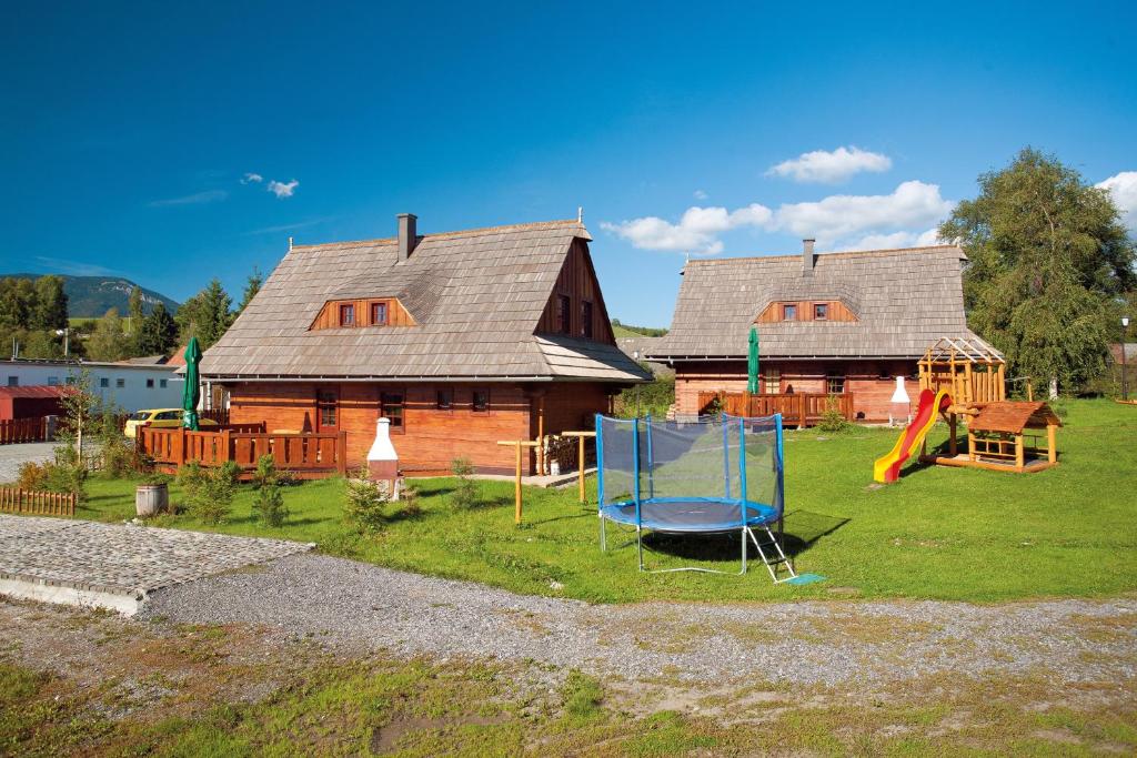 Herní místnost nebo prostor pro děti v ubytování Rekreačné chalupy