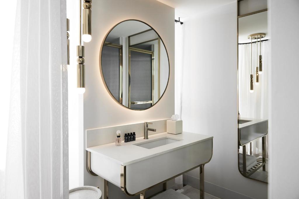 Hotel Chadstone Melbourne, MGallery - Deluxe King Room Con Baño Abierto