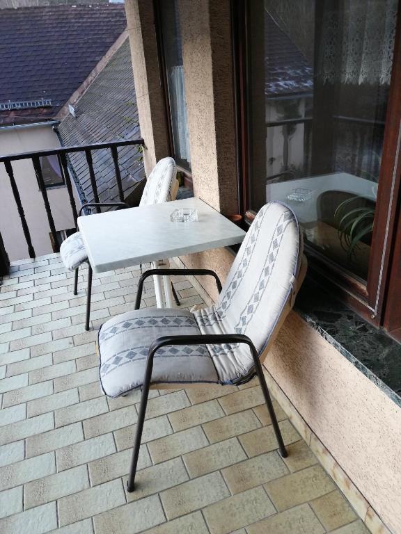 Balkón nebo terasa v ubytování Appartmenthaus Kern