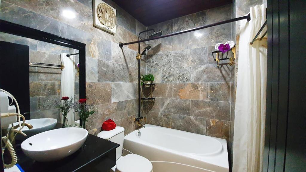 Koupelna v ubytování Hoi An Hai Au Boutique Hotel