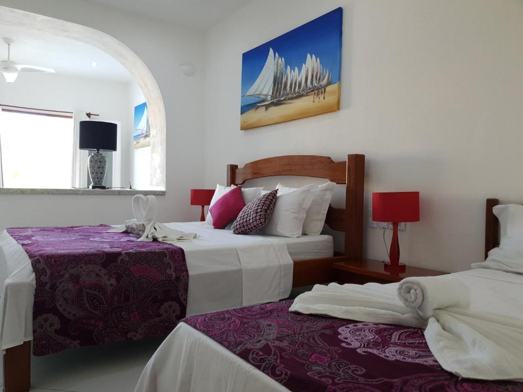  Pousada Caminho da Praia