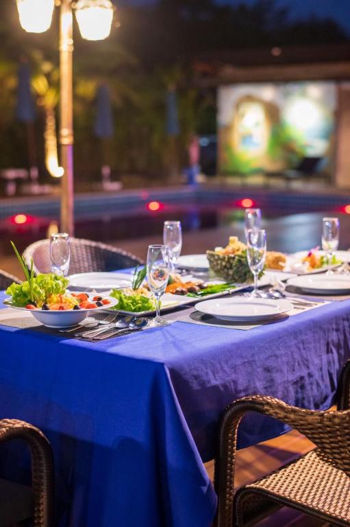 River Front Krabi Hotel - Resim 13