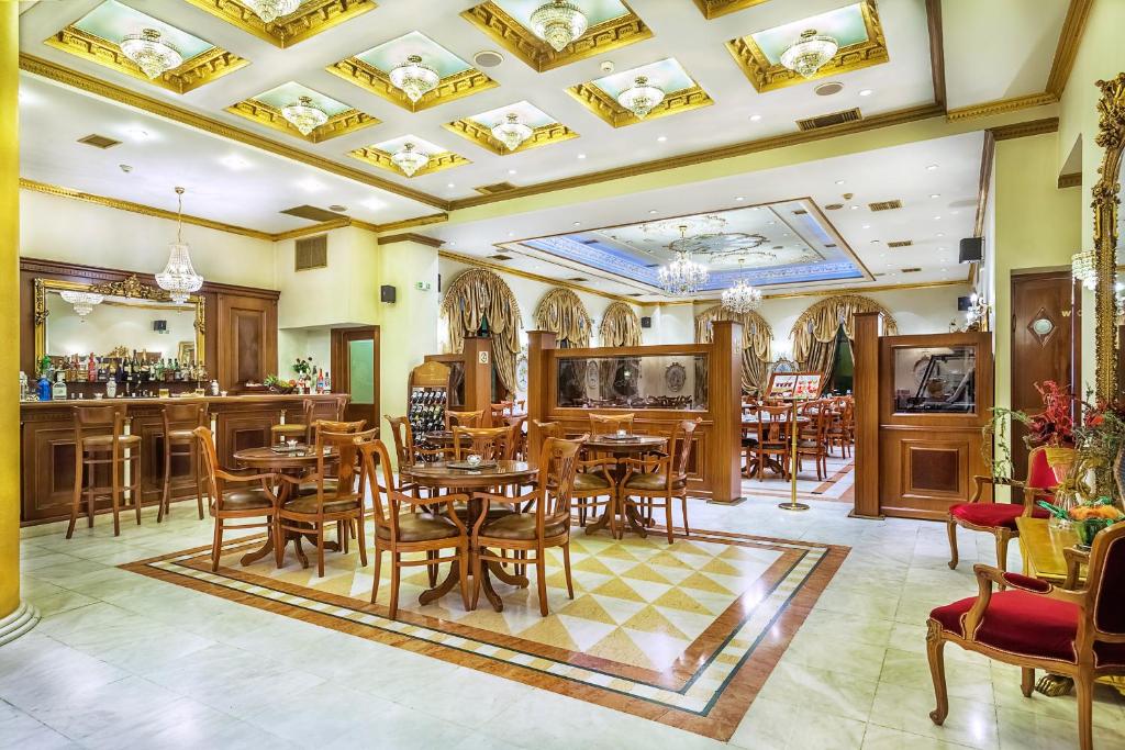 Restaurace v ubytování Imperial Palace Classical Hotel Thessaloniki