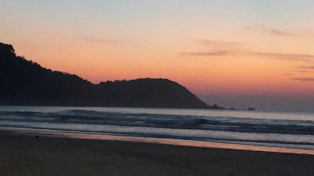  Praia de Mariscal a 50 metros do mar