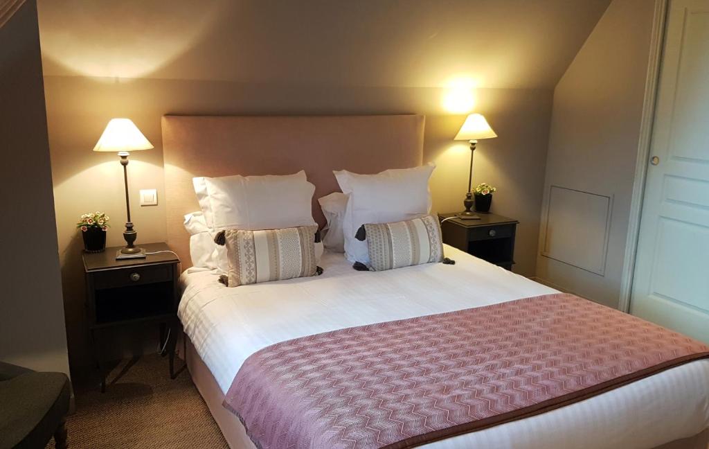 Chambres d'Hôtes Maison La Porte Rouge - 17