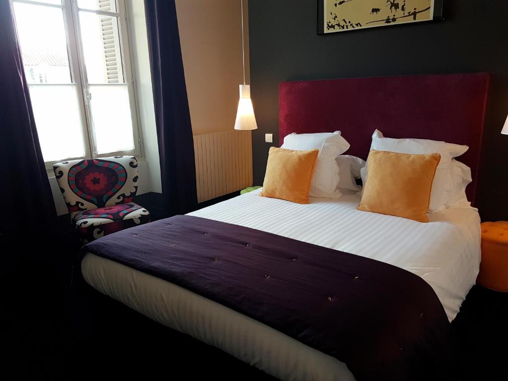 Chambres d'Hôtes Maison La Porte Rouge - 1