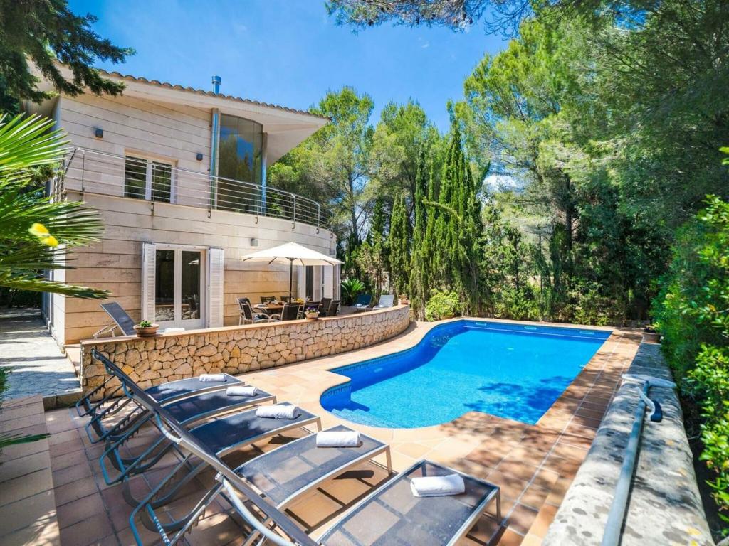 Bazén v ubytování Holiday home in Alcתdia with swimming pool nebo v jeho okolí