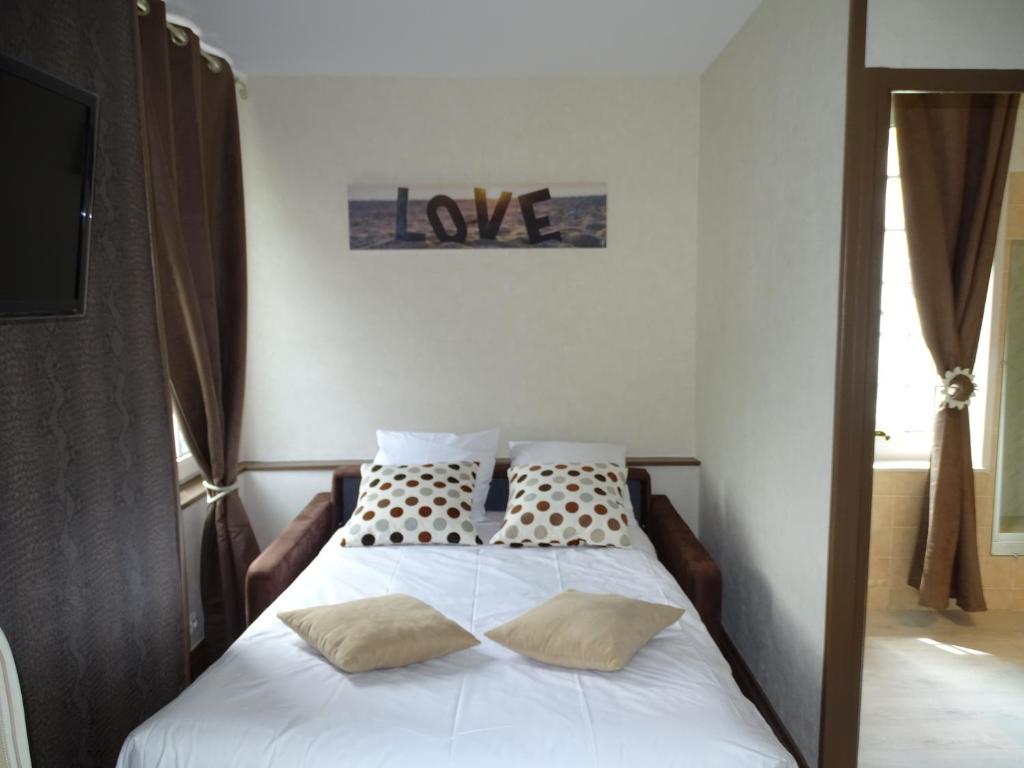 Logis Hôtel Restaurant Spa L'auberge Du President - Triple Room