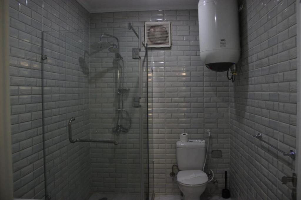 Koupelna v ubytování Azar Boutique Hotel
