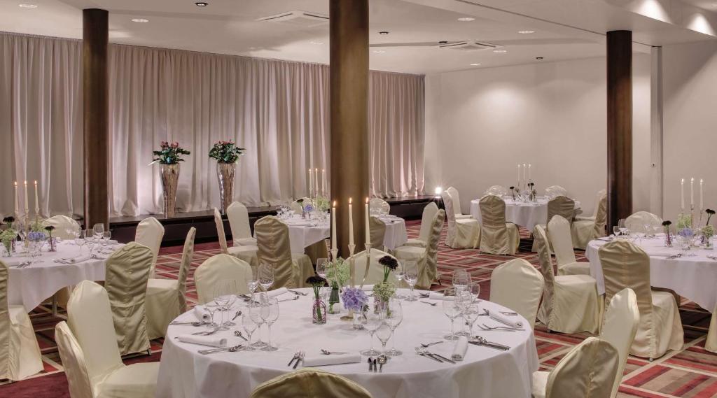 Restaurace v ubytování Radisson Blu Hotel Leipzig