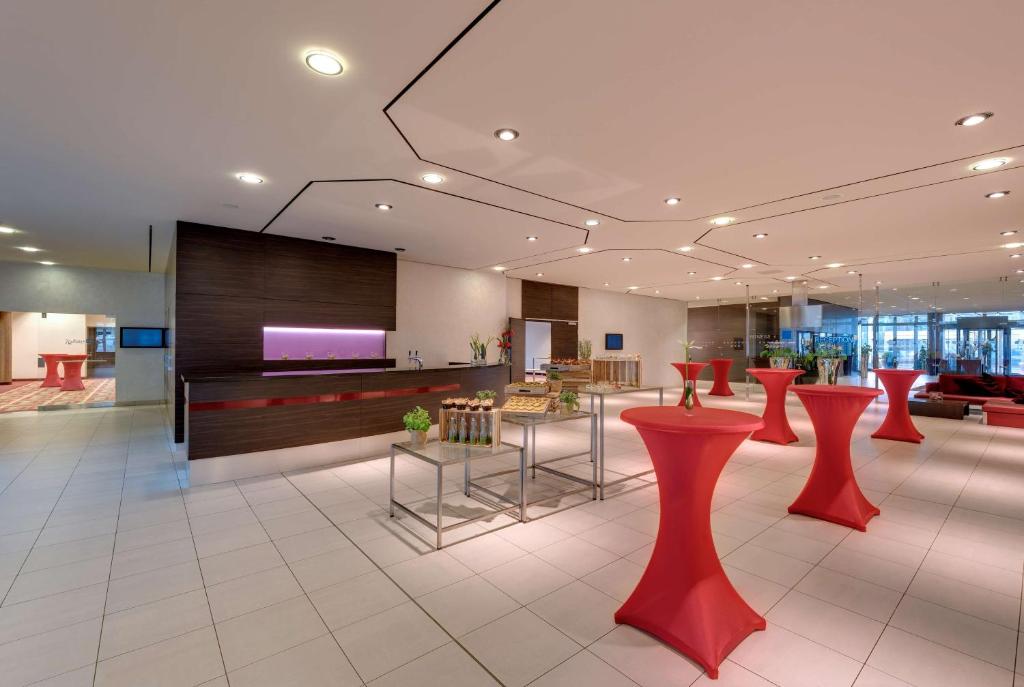 Posezení v ubytování Radisson Blu Hotel Leipzig