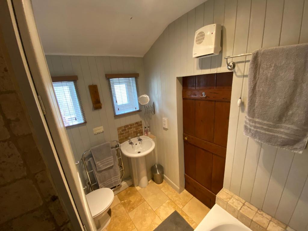 Hideaway Cottage photo