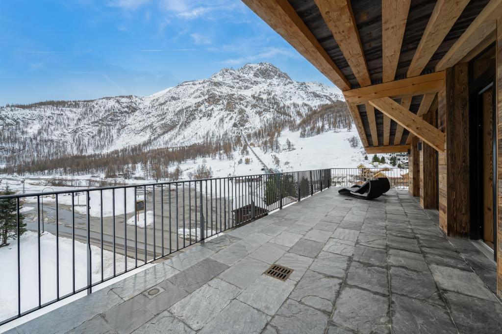Gallery image of Penthouse Chamois - LES CHALETS COVAREL in La Daille